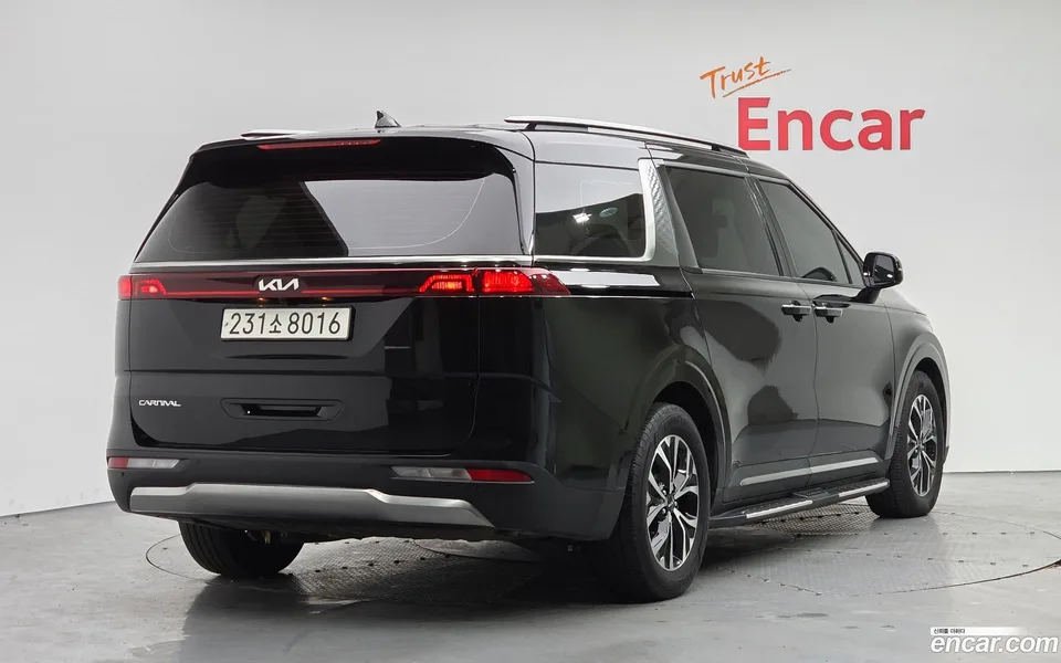 Kia Carnival 9 2022 — миниатюра 2