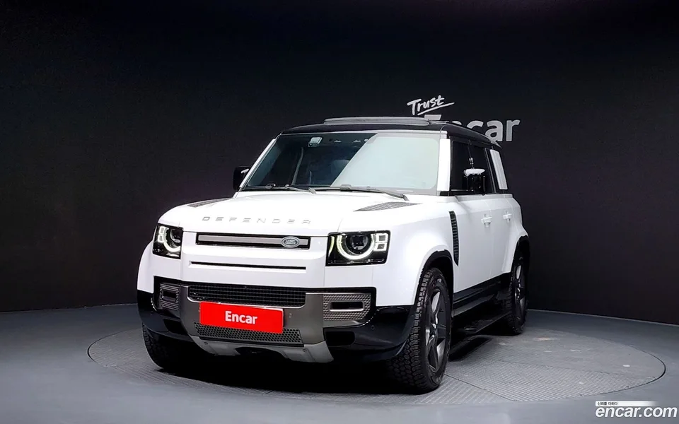 Land Rover Defender 110 D250 X- SE 2025 — миниатюра 3