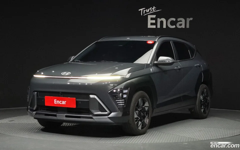 Hyundai Kona Hybrid 2023 — фото 1, купить с доставкой в Москву