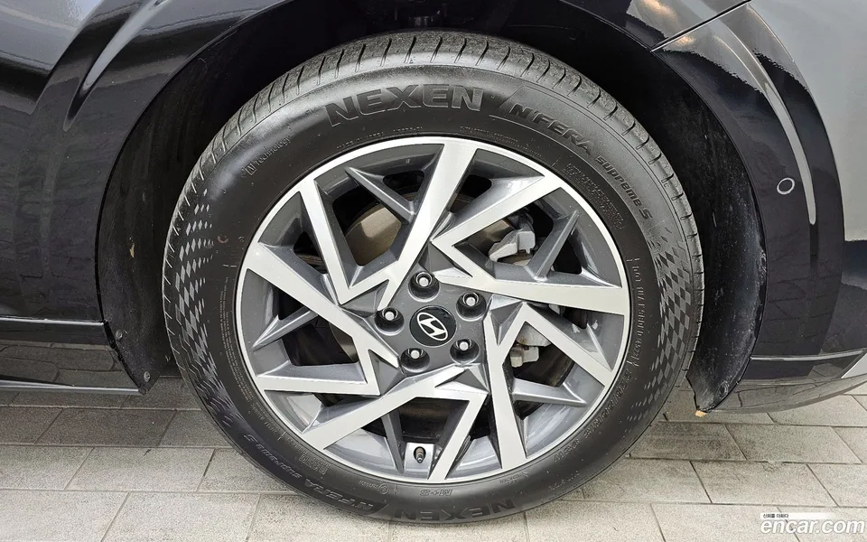 Hyundai Grandeur Hybrid 2024 — thumbnail 2
