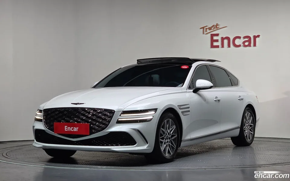 Genesis G80 2.5 2WD 2024 — фото 1, купить с доставкой в Москву