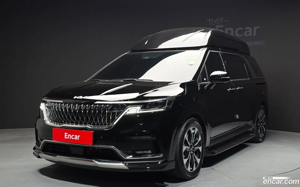 Kia Carnival 9 () 2022 — фото 1, купить с доставкой в Москву