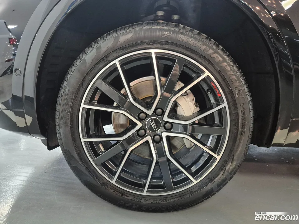 Audi Q5 45 TFSI 2024 — миниатюра 5