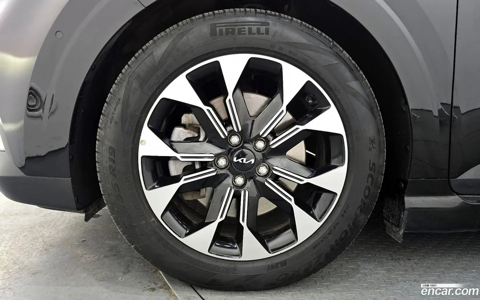Kia Carnival 9 () 2022 — миниатюра 2