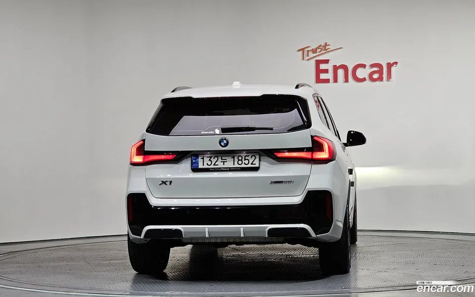 BMW X1 xDrive 20i M 2024 — миниатюра 4