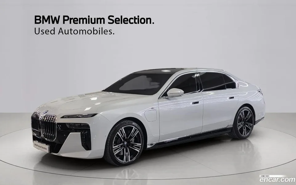 BMW 7 Series 750e xDrive M 2024 — фото 1, купить с доставкой в Москву