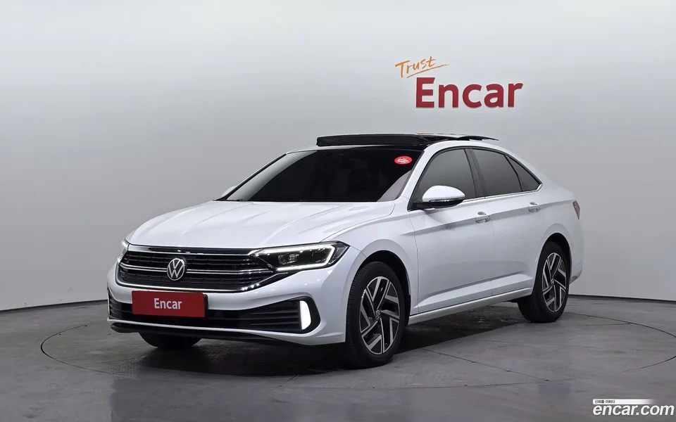 Volkswagen Jetta 1.5 TSI 2023 — фото 1, купить с доставкой в Москву