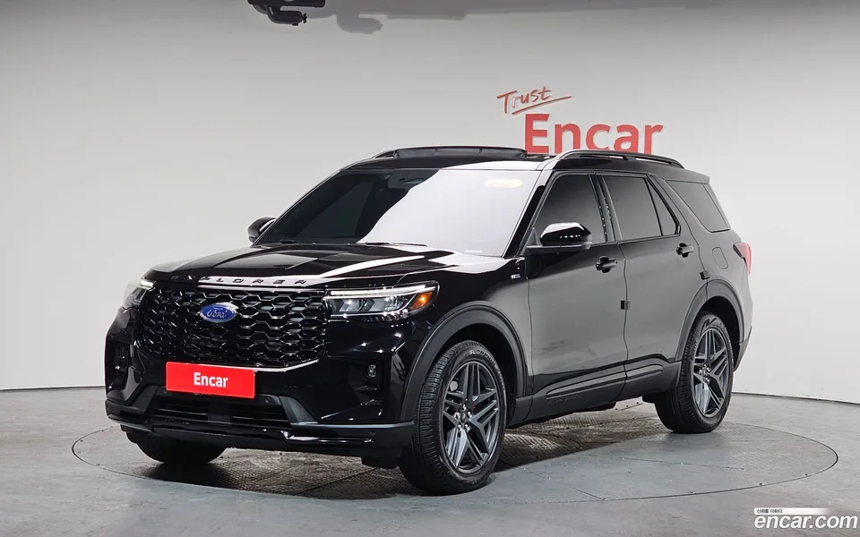 Ford Explorer 2.3 ST- 4WD 2024 — фото 1, купить с доставкой в Москву