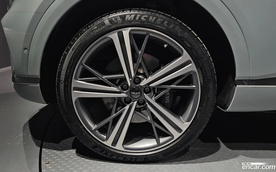 Genesis GV80 Coupe 2.5T AWD 2024 — миниатюра 2