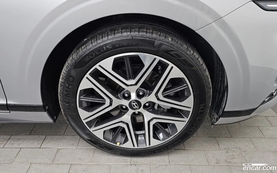 Hyundai Grandeur 2.5 2WD 2023 — миниатюра 2