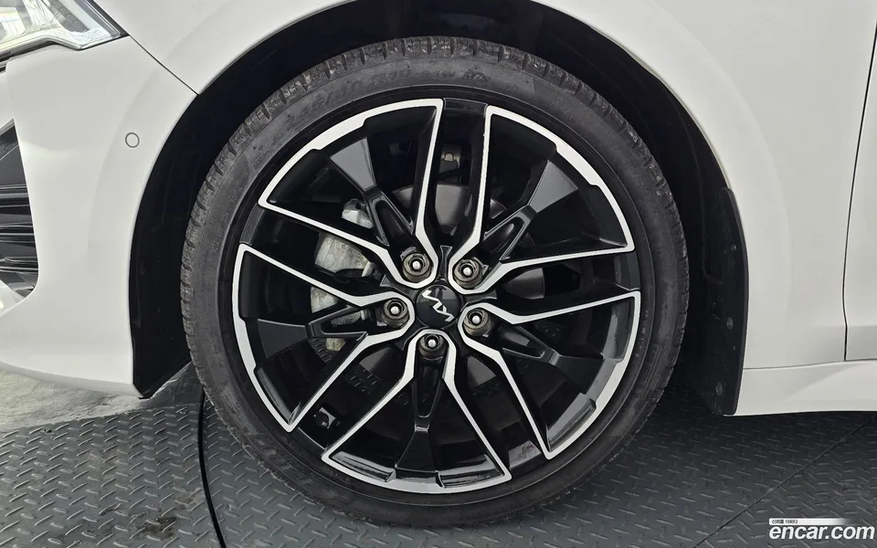 Kia K5 1.6 2023 — миниатюра 5