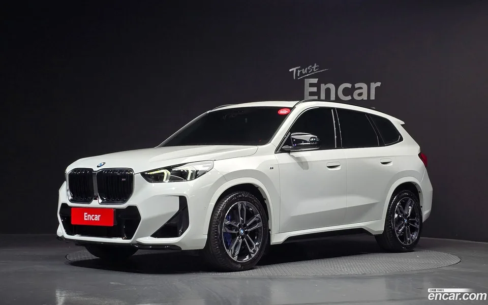 BMW X1 M35i xDrive 2024 — фото 1, купить с доставкой в Москву