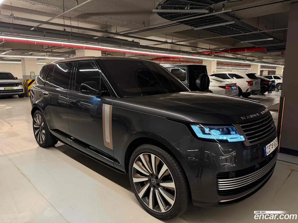 Land Rover Range Rover P530 SV LWB 2023 — миниатюра 3