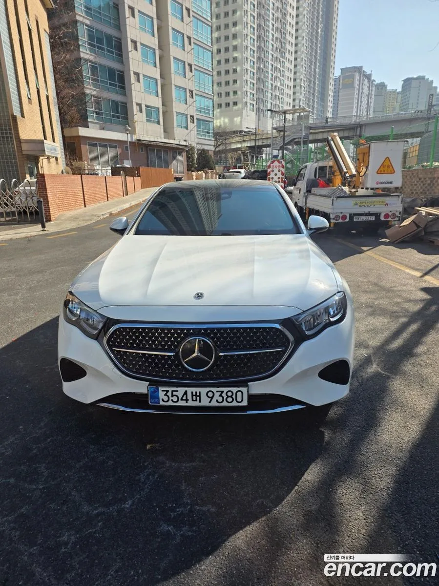 Mercedes-Benz E-Class 2025