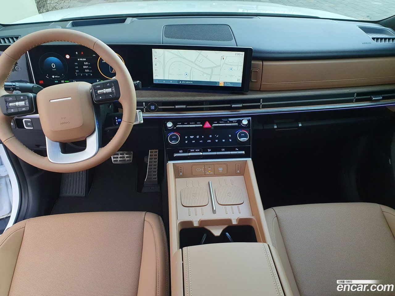 Hyundai SantaFe 2025 — 5