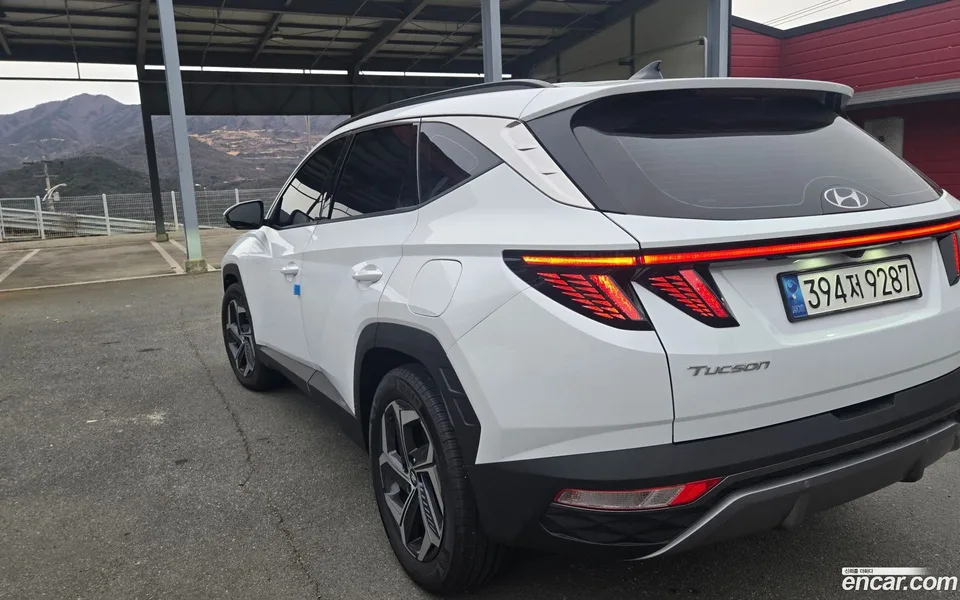 Hyundai Tucson Hybrid NX4 HEV 1.6 2WD 2023 — миниатюра 2
