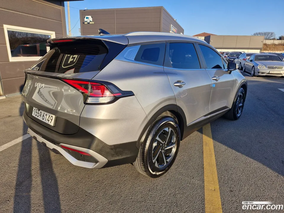 Kia Sportage Hybrid 2WD 2022 — миниатюра 2