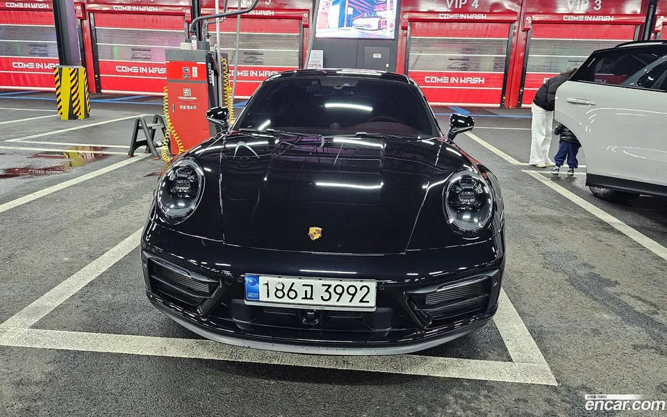 Porsche 911 (992) GTS 2023 — thumbnail 2