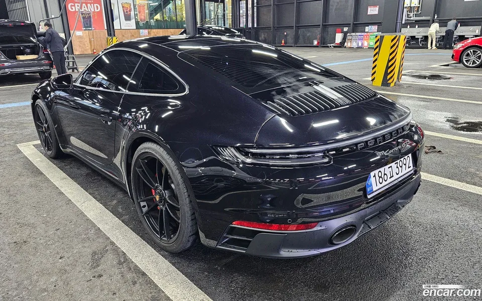Porsche 911 (992) GTS 2023 — thumbnail 3