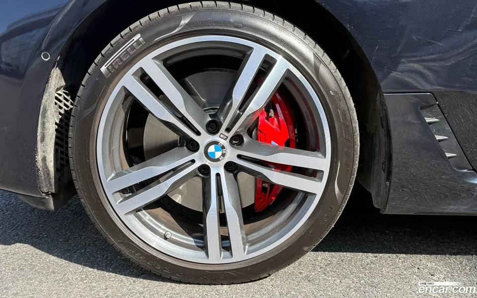 BMW 6 Series GT 620d M 2024 — миниатюра 5
