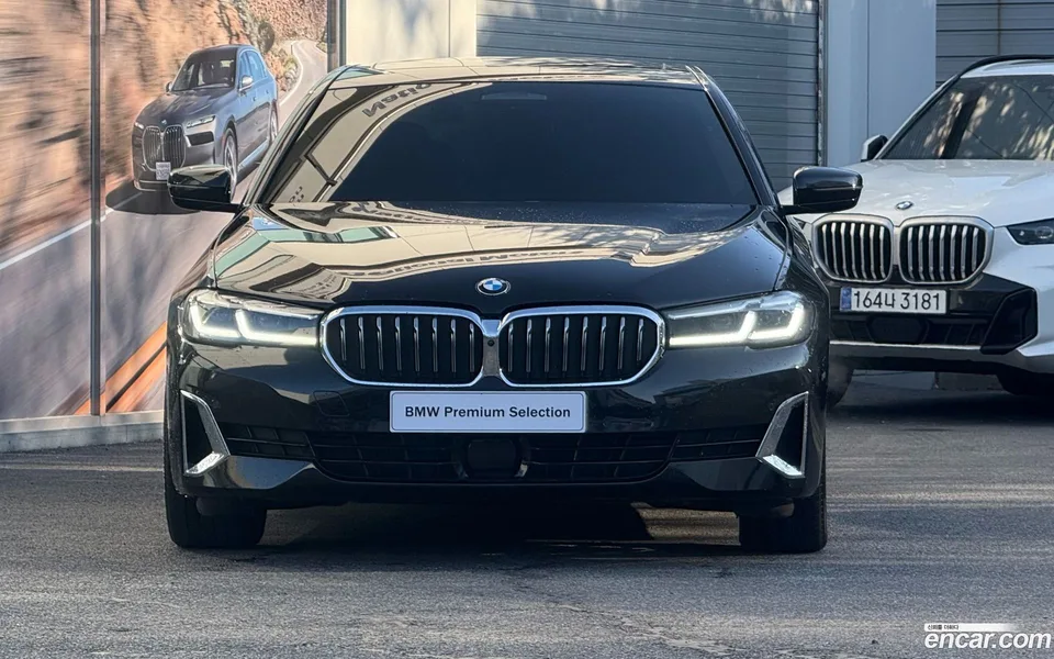 BMW 5 Series 520i 2023 — миниатюра 3