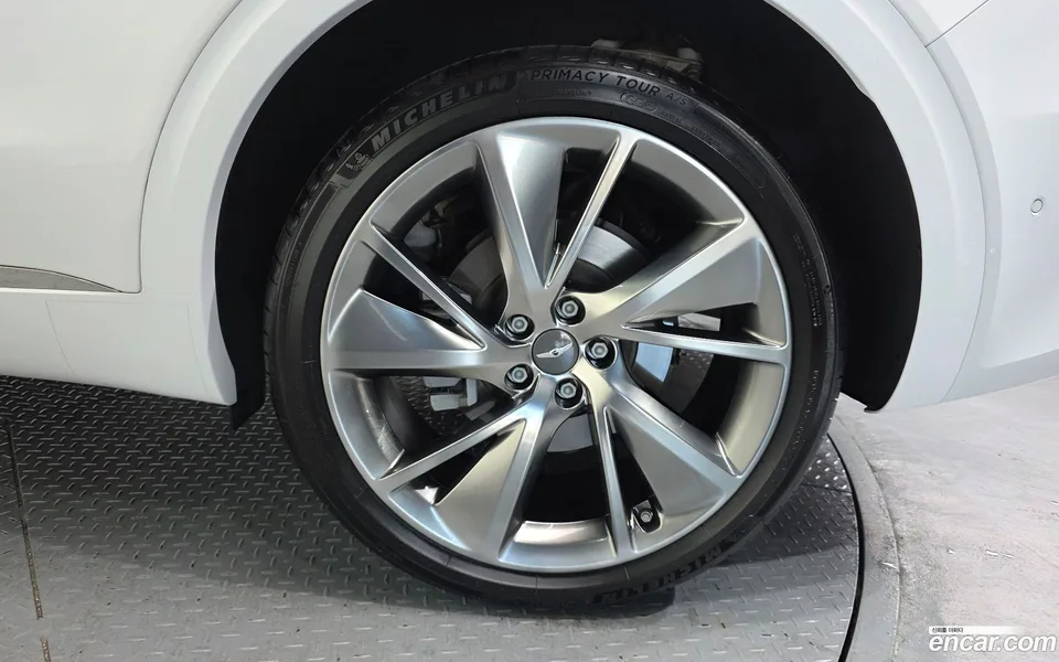 Genesis GV70 2.5T AWD 2022 — миниатюра 2