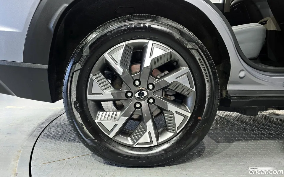 KG Mobility Torres EVX E7 2024 — миниатюра 5