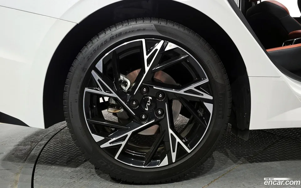 Kia K5 Hybrid 2025 — миниатюра 2