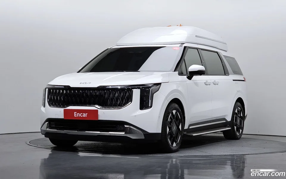 Kia Carnival HEV 4 2025 — фото 1, купить с доставкой в Москву