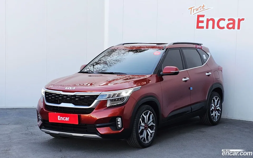 Kia Seltos 1.6 2WD 2022 — фото 1, купить с доставкой в Москву
