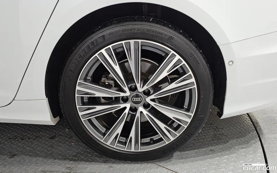 Audi A6 45 TDI 2023 — миниатюра 2