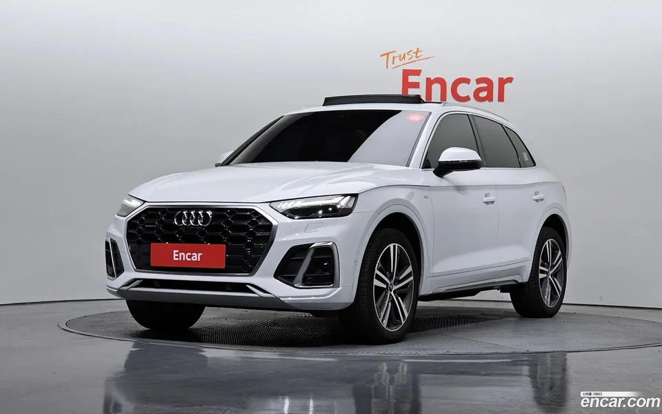 Audi Q5 40 TDI 2023 — фото 1, купить с доставкой в Москву