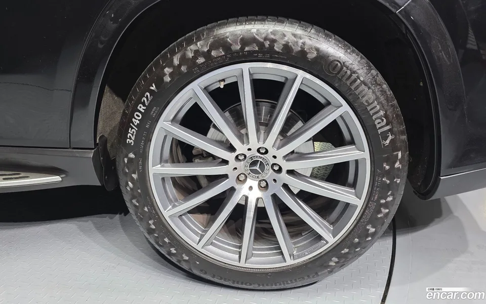 Mercedes-Benz GLS-Class GLS400d 4MATIC 2023 — миниатюра 5
