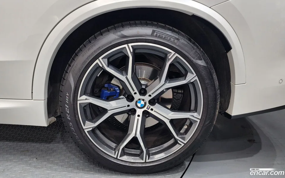BMW X5 xDrive 30d M 2025 — миниатюра 2