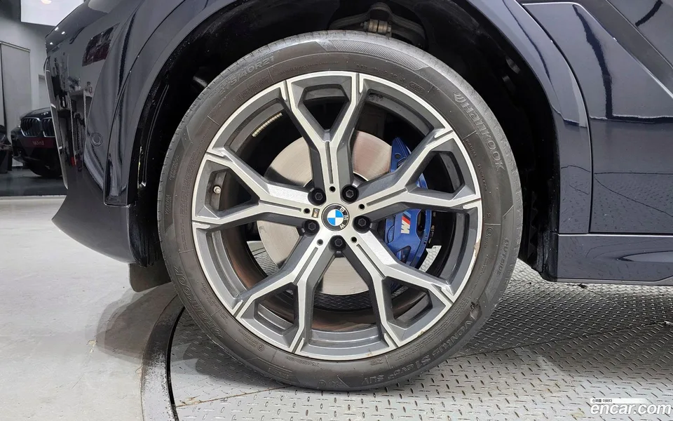 BMW X6 xDrive30d M 2023 — миниатюра 5