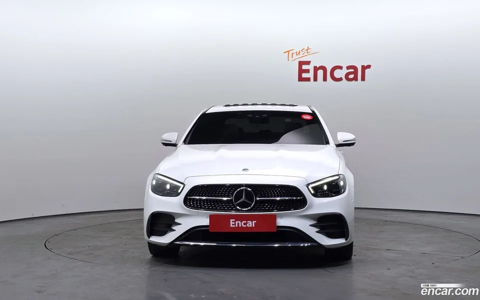Mercedes-Benz E-Class E220d 4MATIC AMG Line 2023 — миниатюра 3