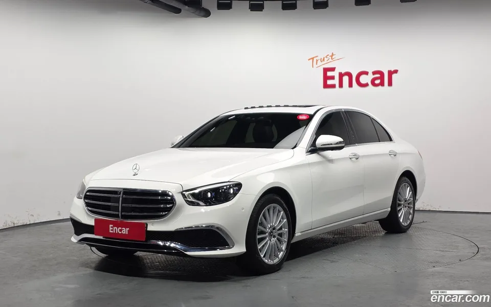 Mercedes-Benz E-Class E250 2022 — фото 1, купить с доставкой в Москву