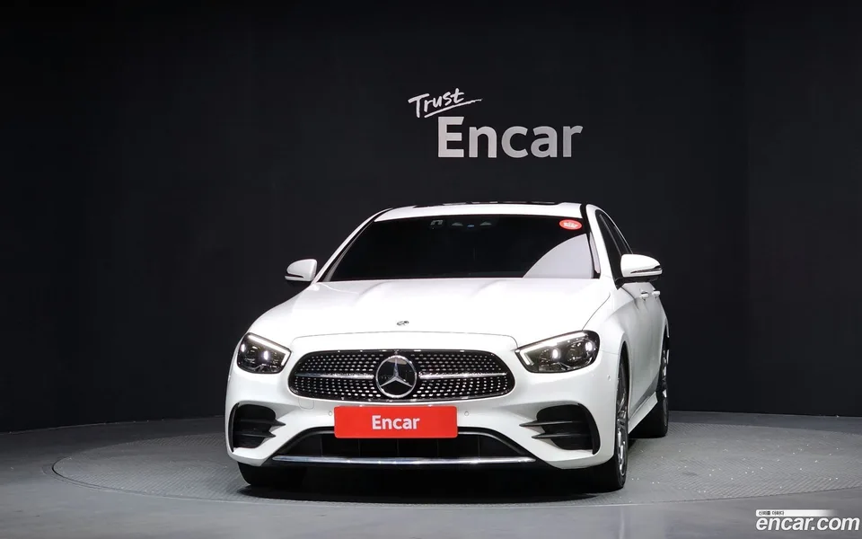 Mercedes-Benz E-Class E220d 4MATIC AMG Line 2023 — миниатюра 3