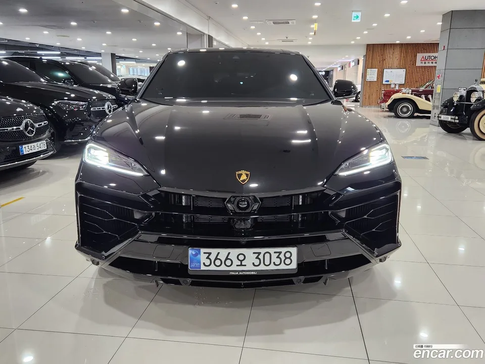 Lamborghini Urus 4.0 V8 SE 2025 — миниатюра 3