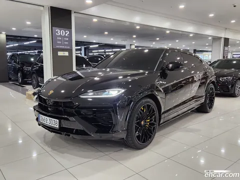 Lamborghini Urus 2025 buy in Moscow