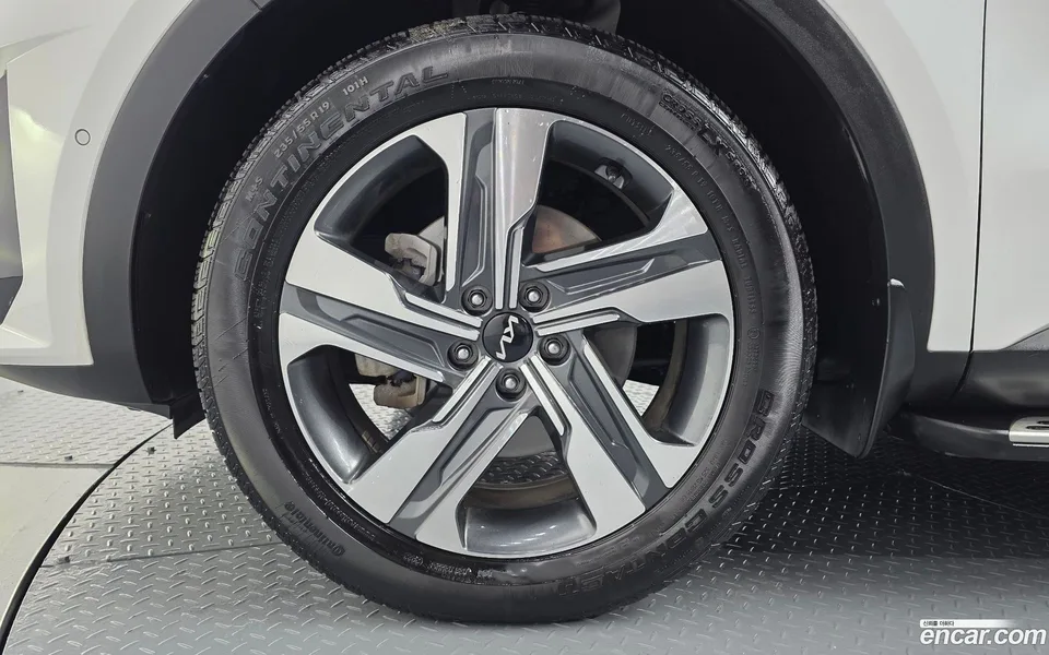 Kia Sorento HEV 1.6 2WD 2022 — миниатюра 2