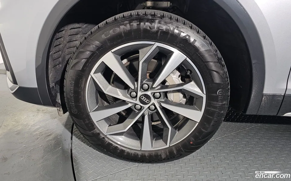 Audi Q5 45 TFSI 2022 — миниатюра 5