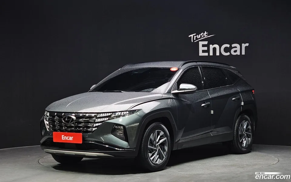 Hyundai Tucson Hybrid 2WD 2022 — фото 1, купить с доставкой в Москву