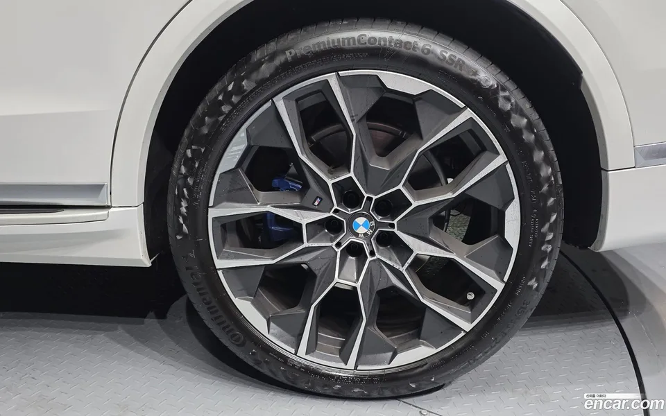 BMW X7 xDrive 40i M 6 2025 — миниатюра 2