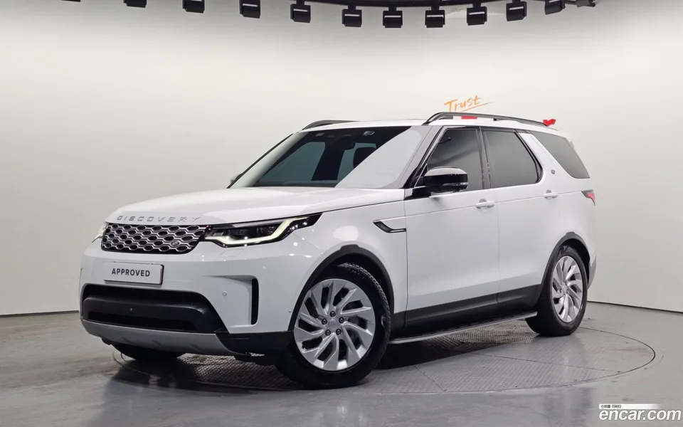 Land Rover Discovery D250 S 2025 — фото 1, купить с доставкой в Москву
