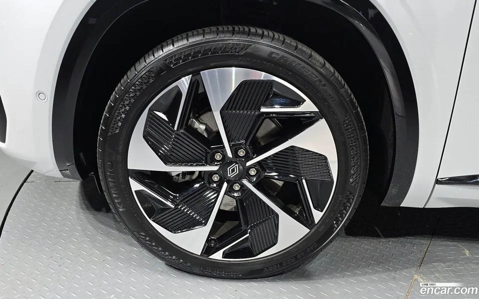 Renault Samsung Grand Koleos 1.5 E-TECH 2WD 2024 — миниатюра 2