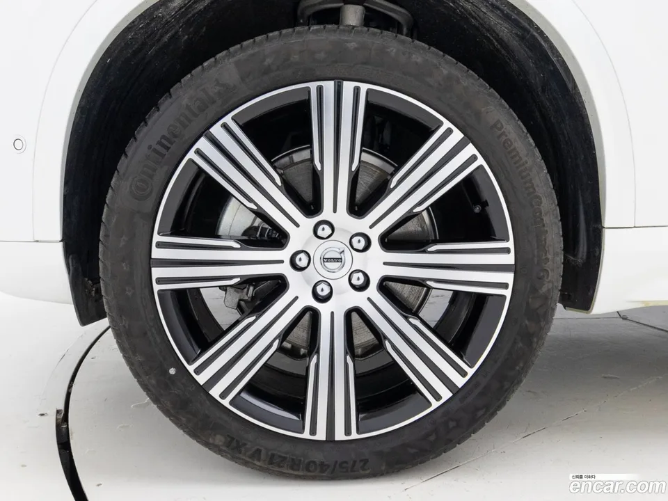 Volvo XC90 B6 2025 — миниатюра 2