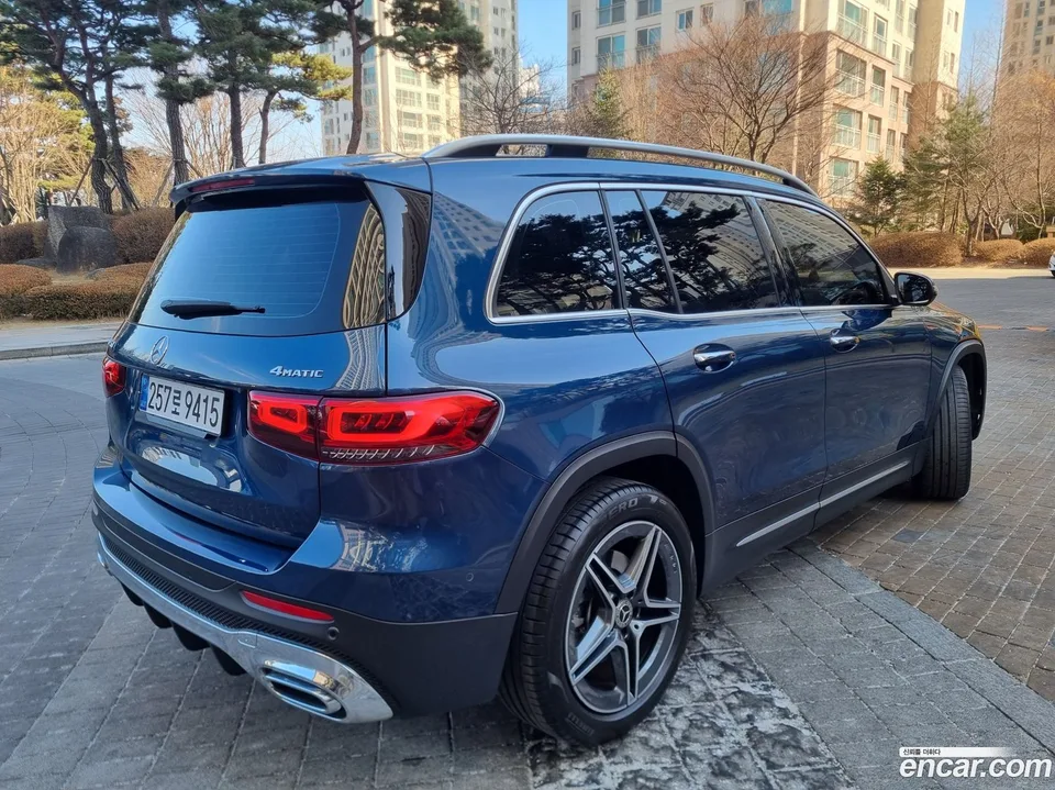 Mercedes-Benz GLB-Class GLB250 4MATIC 2023 — миниатюра 5
