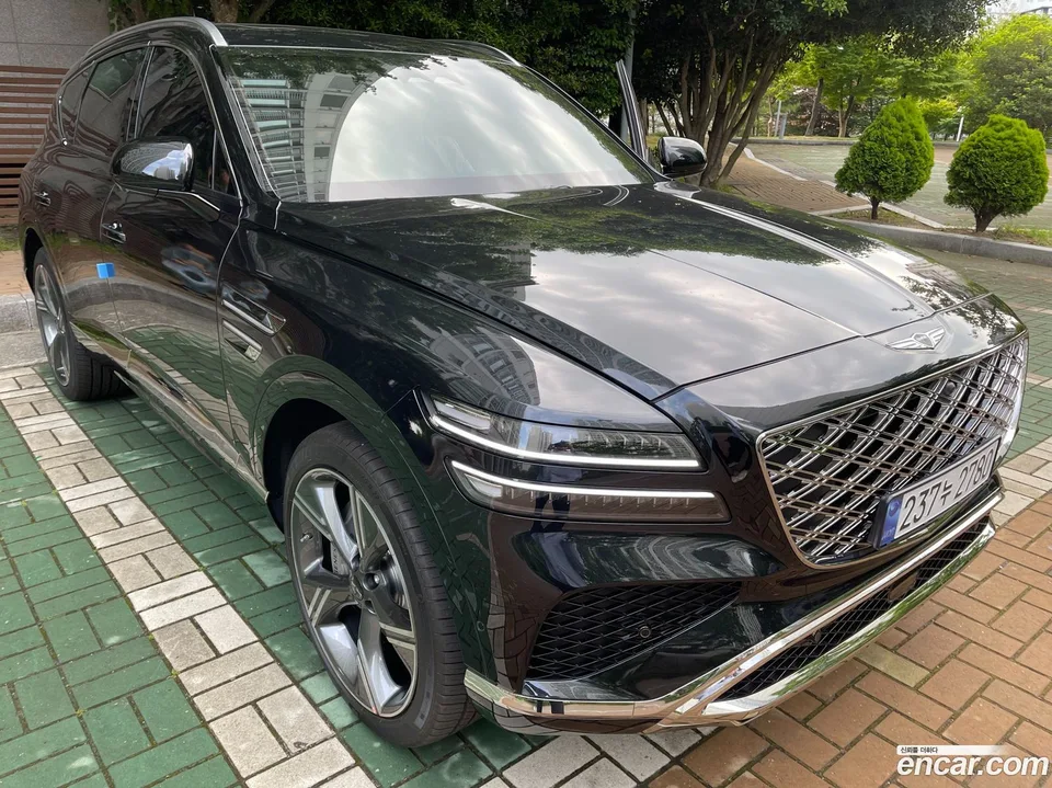Genesis GV80 2.5T AWD 2024 — фото 1, купить с доставкой в Москву