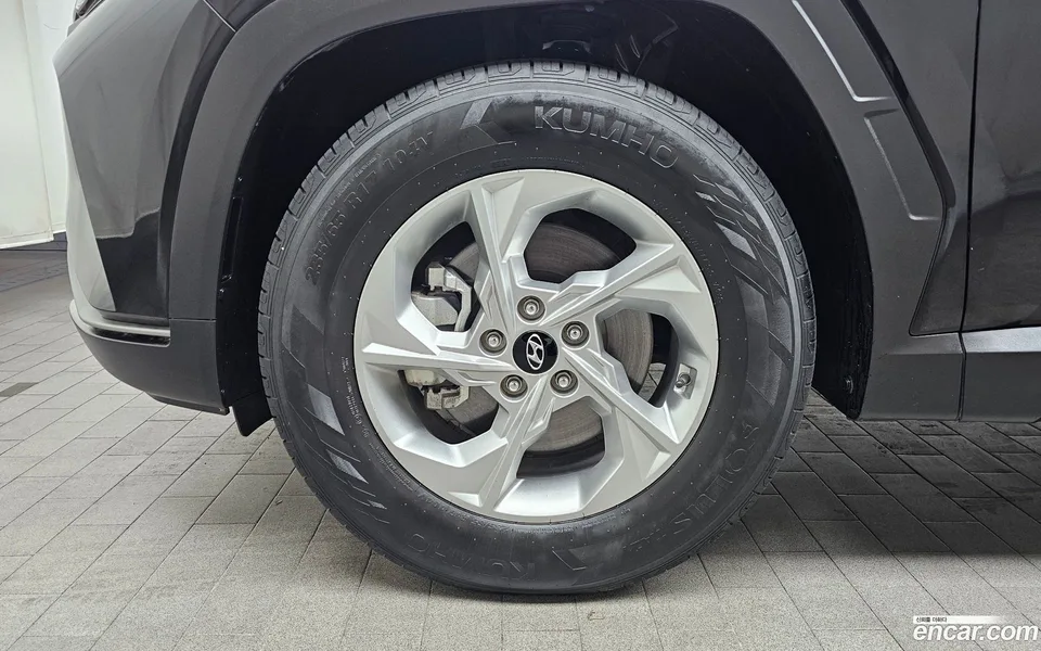 Hyundai Tucson 2.0 2WD 2023 — миниатюра 2